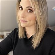 Studentessa di Biotecnologie Molecolari impartisce lezioni di matematica, chimica e fisica a studenti delle scuole superiori